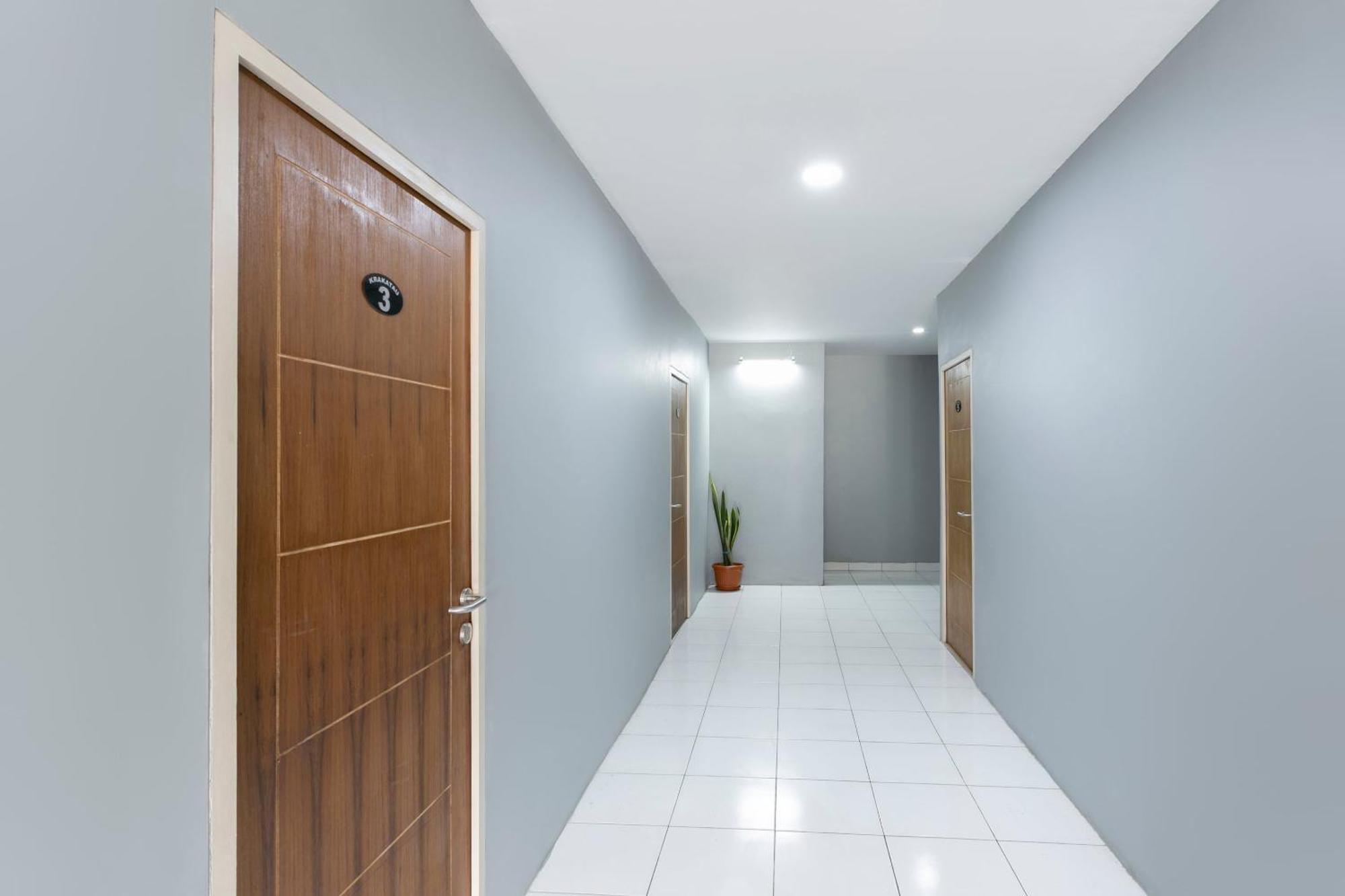 Super Oyo Collection O 3130 D'Valley View Lembang Extérieur photo